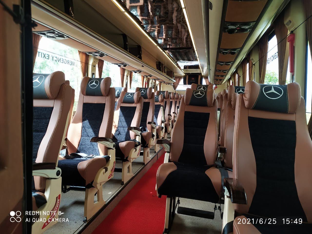 40 SEATER PUSH BACK SEAT - Image 1